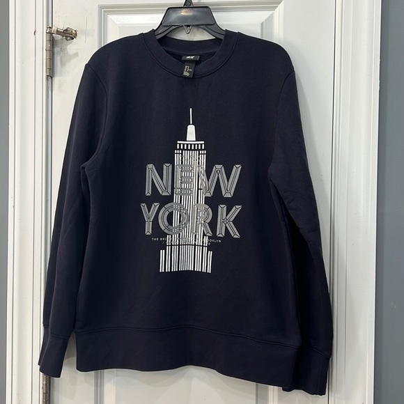 H&M New York Sweatshirt - Picture 1 of 5